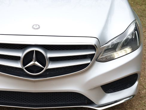 Used 2016 Mercedes-Benz E 350 Sedan image 24