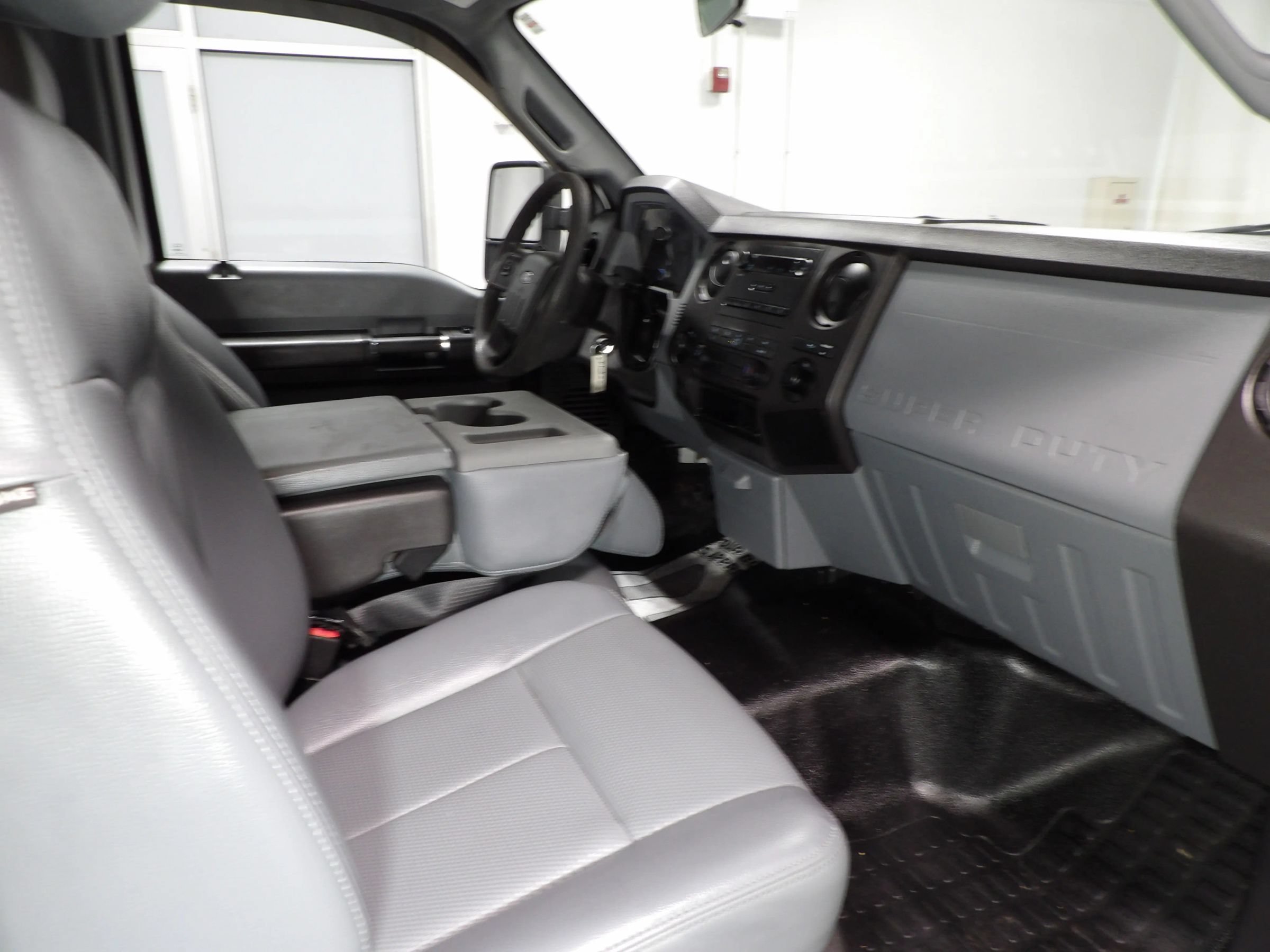 Used 2016 Ford F250 XL w/ Power Equipment Group RWD image 16