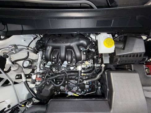 New 2026 Nissan Pathfinder SL w/ SL Premium Package (P04) FWD image 22