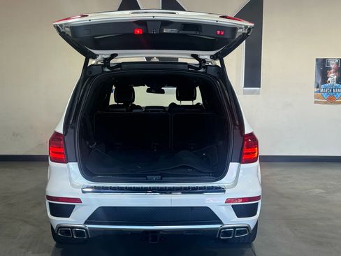 Used 2014 Mercedes-Benz GL 63 AMG 4MATIC image 10