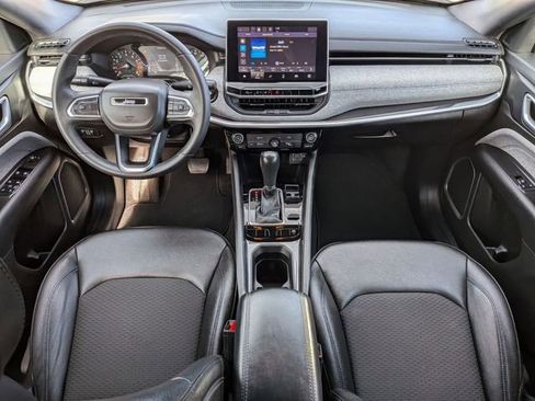 Certified 2024 Jeep Compass Latitude image 26