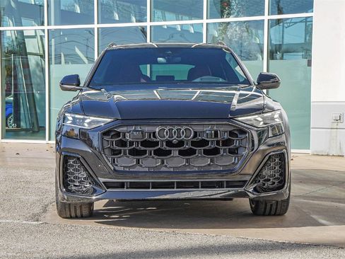 Used 2024 Audi SQ8 Prestige image 7
