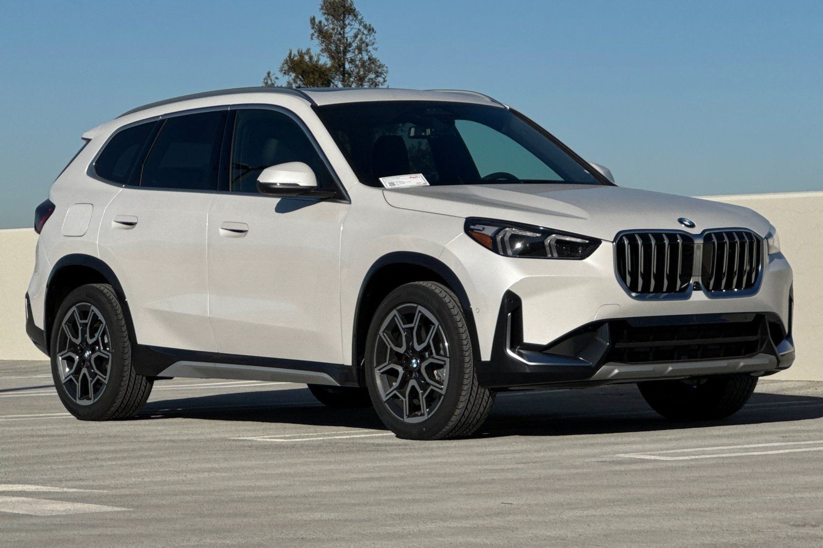 Used 2026 BMW X1 xDrive28i w/ Technology Package AWD/4WD image 7