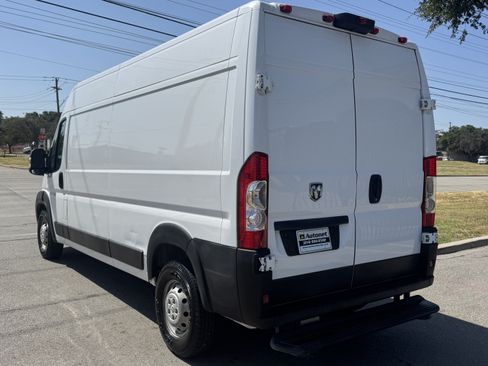 Used 2019 RAM ProMaster 2500 FWD image 3