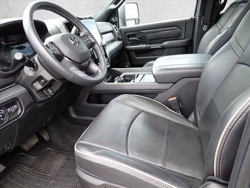Used 2024 RAM 2500 Limited AWD/4WD image 12