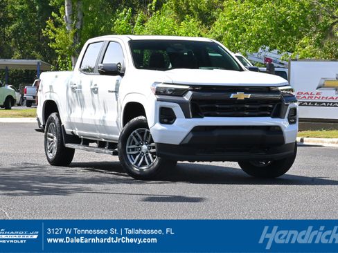 Certified 2024 Chevrolet Colorado LT w/ LT Convenience Package III image 1
