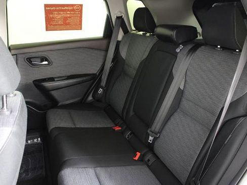 Certified 2023 Nissan Rogue SV FWD image 21