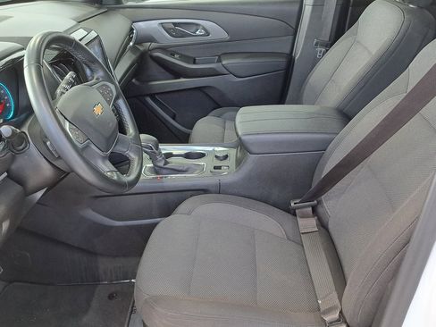 Used 2023 Chevrolet Traverse LT image 25