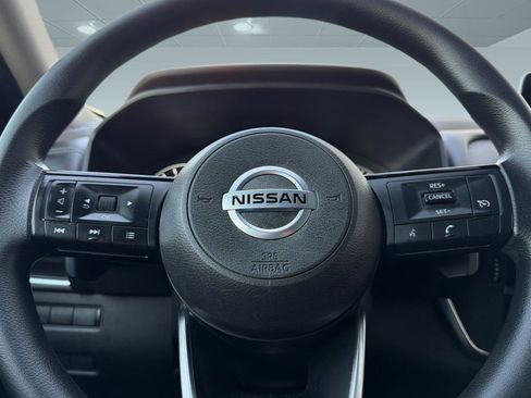 Used 2021 Nissan Rogue S image 16