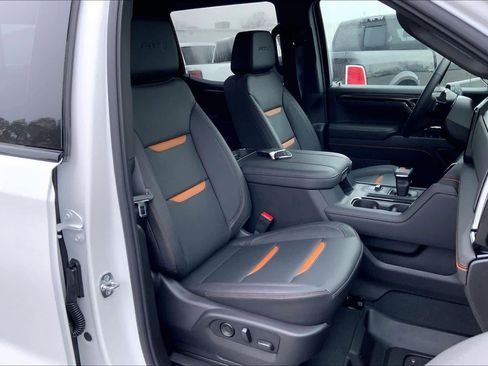Used 2026 GMC Sierra 1500 AT4 w/ AT4 Premium Package image 8