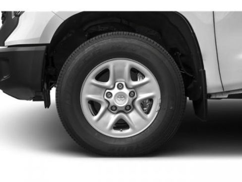 Certified 2019 Toyota Tundra SR image 11