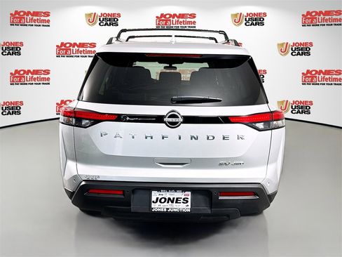 Certified 2024 Nissan Pathfinder SV image 16