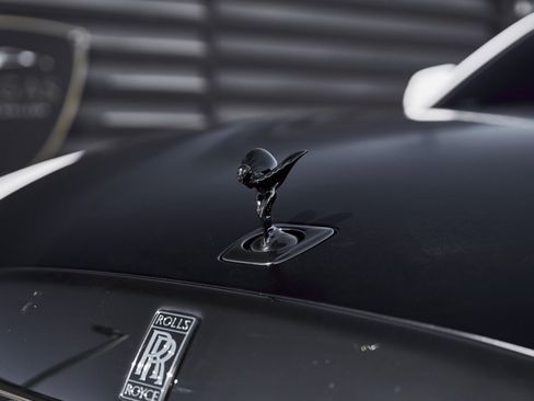 Used 2025 Rolls-Royce Spectre Black Badge image 8