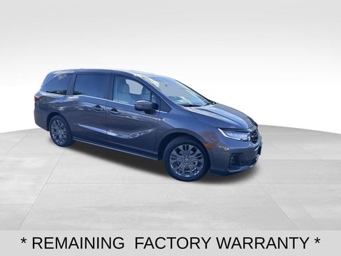 Used 2026 Honda Odyssey Touring image 7