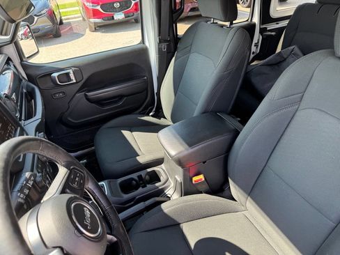 Used 2020 Jeep Wrangler Unlimited Sport AWD/4WD image 7
