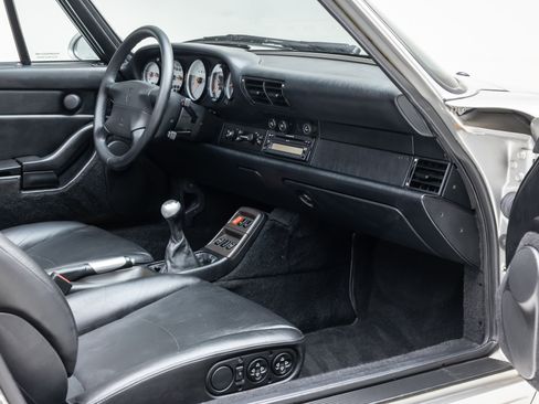 Used 1998 Porsche 911 Cabriolet image 37