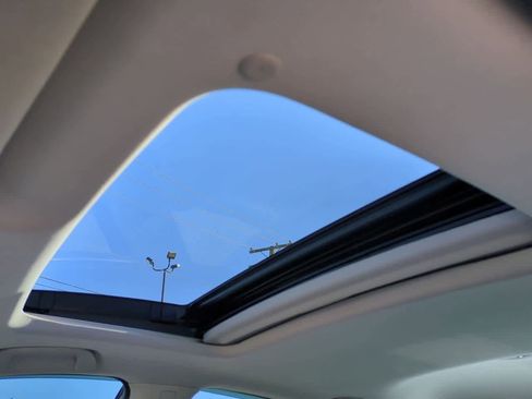 Used 2018 Honda Accord EX-L image 18