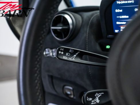 Used 2018 McLaren 720S Performance RWD image 29