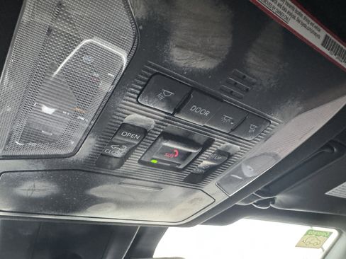 Certified 2025 Toyota RAV4 XSE image 30