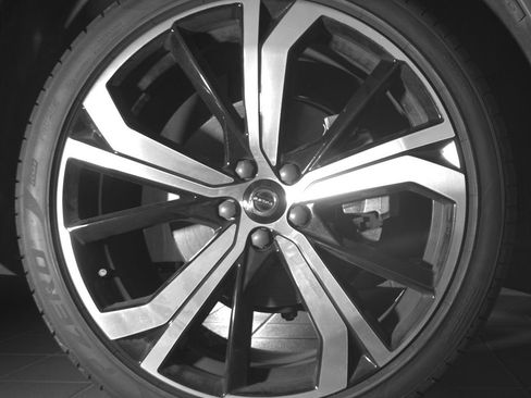 Certified 2023 Volvo XC60 B5 Ultimate w/ Climate Package FWD image 20
