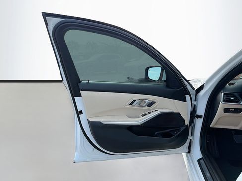 Used 2023 BMW 330i Sedan w/ Driving Assistance Package image 24