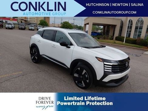 New 2026 Nissan Kicks SR w/ SR Premium Package AWD/4WD image 1