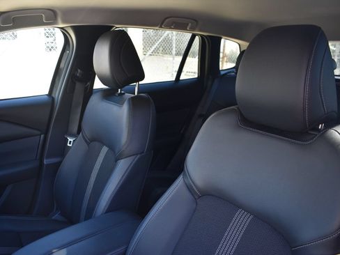 Used 2025 MAZDA CX-50 AWD 2.5 S w/ Preferred Package image 9