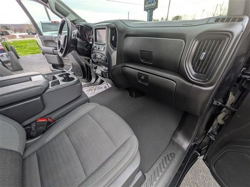 Used 2024 Chevrolet Silverado 2500 Custom w/ Custom Value Package image 22