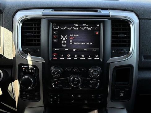 Used 2018 RAM 1500 Big Horn image 25