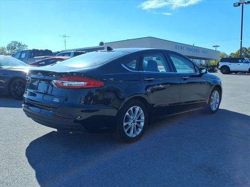 Used 2020 Ford Fusion SEL image 4