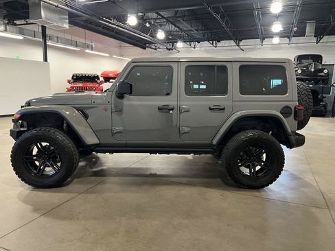 Used 2020 Jeep Wrangler Unlimited Rubicon AWD/4WD image 6
