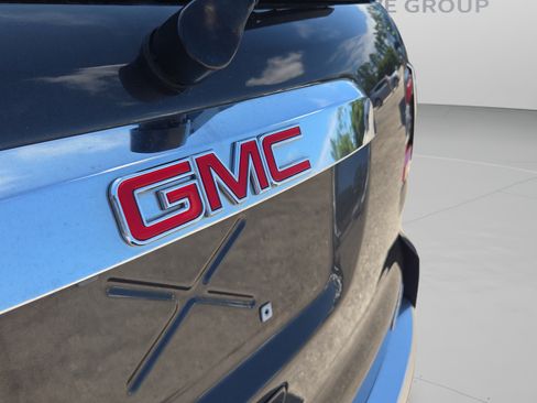 Used 2015 GMC Acadia Denali AWD/4WD image 32