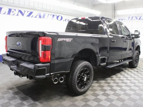Used 2023 Ford F250 Lariat w/ Lariat Ultimate Package image 4