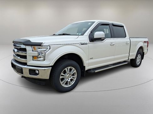 Used 2017 Ford F150 Lariat w/ Equipment Group 501A Mid image 5