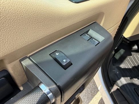 Used 2016 Ford F250 XLT w/ FX4 Off-Road Package AWD/4WD image 20