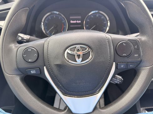 Used 2019 Toyota Corolla LE image 15