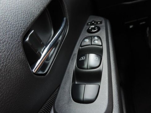 Used 2023 Nissan Kicks SV FWD image 25