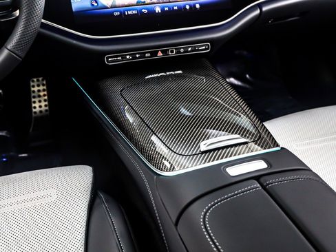 New 2026 Mercedes-Benz E 53 AMG e 4MATIC Sedan image 6