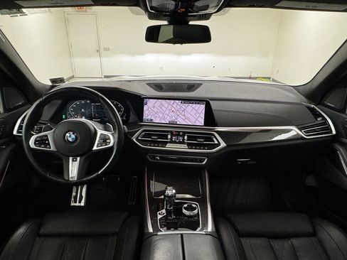 Used 2023 BMW X5 M50i w/ Executive Package image 17