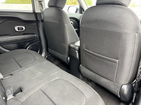 Used 2015 Kia Soul + FWD image 14