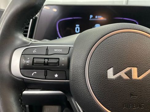 Certified 2023 Kia Sportage EX image 19