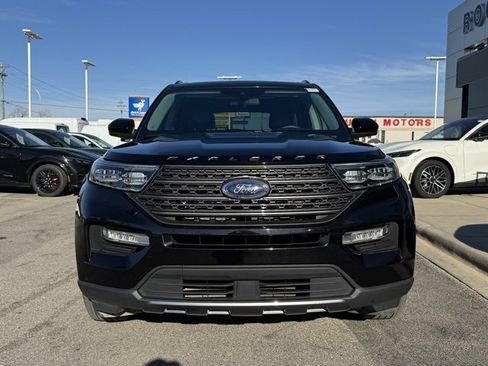 Certified 2022 Ford Explorer XLT w/ Equipment Group 202A image 37