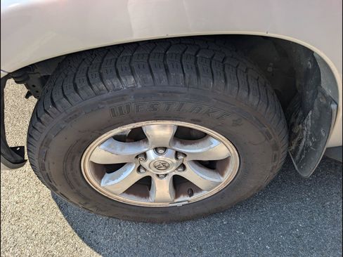 Used 2007 Toyota 4Runner SR5 RWD image 8