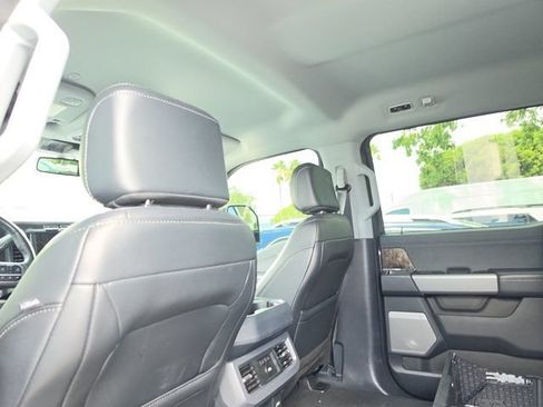 Used 2024 Ford F250 Lariat w/ Black Appearance Package AWD/4WD image 13