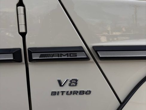 Used 2015 Mercedes-Benz G 63 AMG 4MATIC image 34