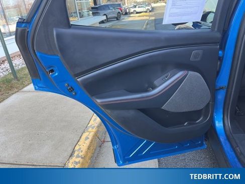 Used 2025 Ford Mustang Mach-E Premium w/ Sport Appearance Package image 18
