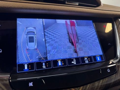 Used 2023 Cadillac XT6 Premium Luxury w/ Platinum Package image 17