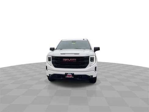 New 2026 GMC Sierra 1500 Elevation image 3