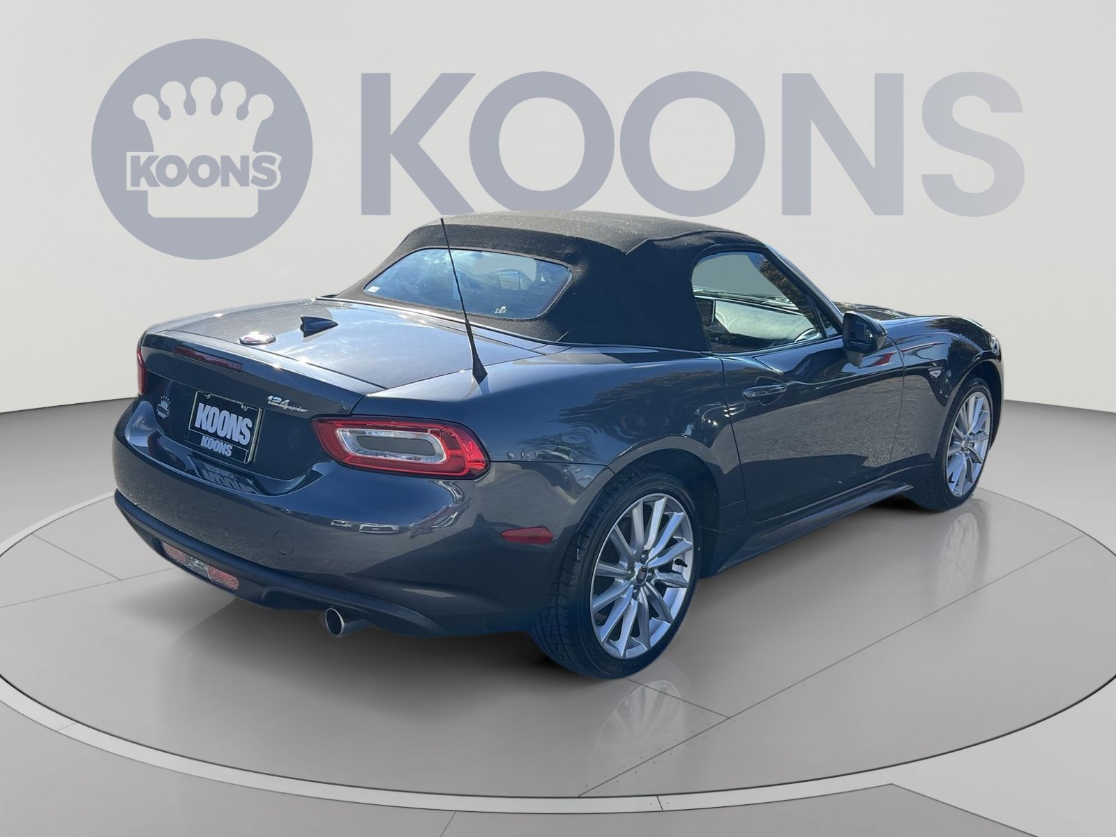 Used 2019 FIAT 124 Spider Lusso w/ Navigation & Sound Group RWD image 7