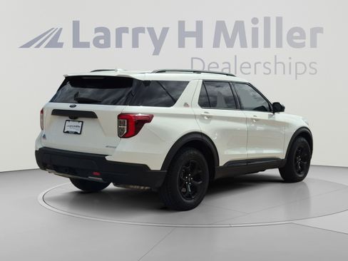 Used 2023 Ford Explorer Timberline w/ Timberline Technology Package AWD/4WD image 5